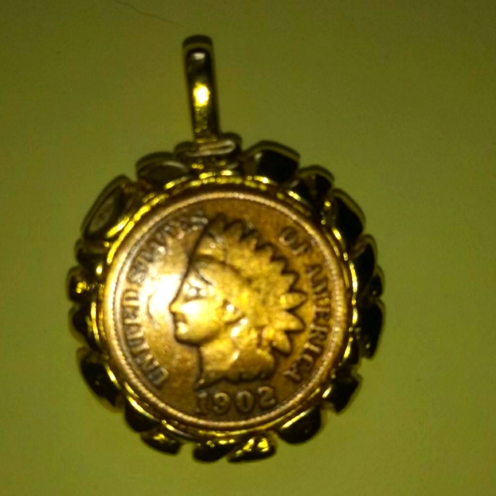 black tie die Nike shirt with color with white tie die kids extra large